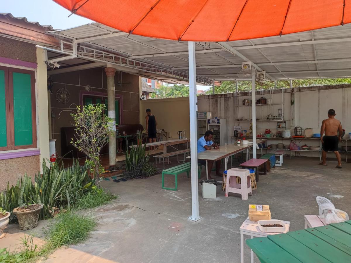 Vernice Backpacker Hostel Vientiane Exterior photo