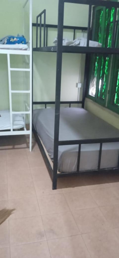 Vernice Backpacker Hostel Vientiane Exterior photo